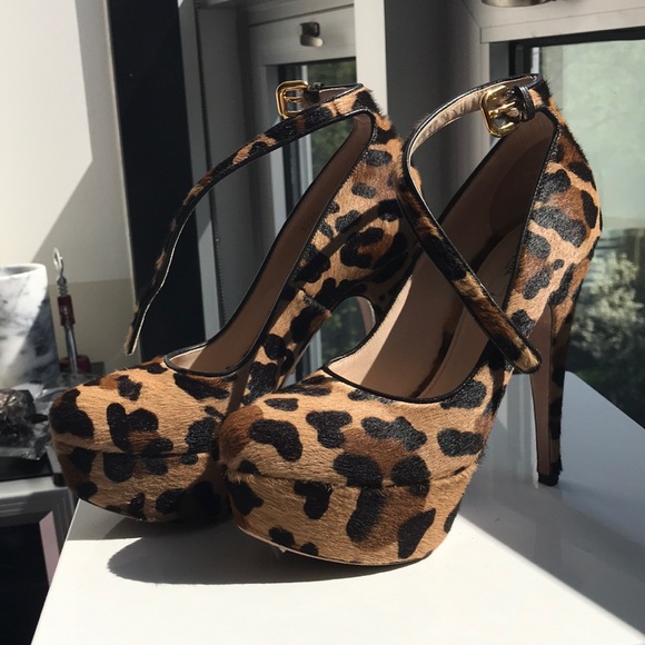 Prada pumps - Picture 3 of 4